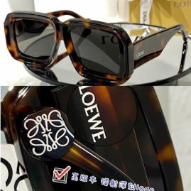 Picture of Loewe Sunglasses _SKUfw41270562fw